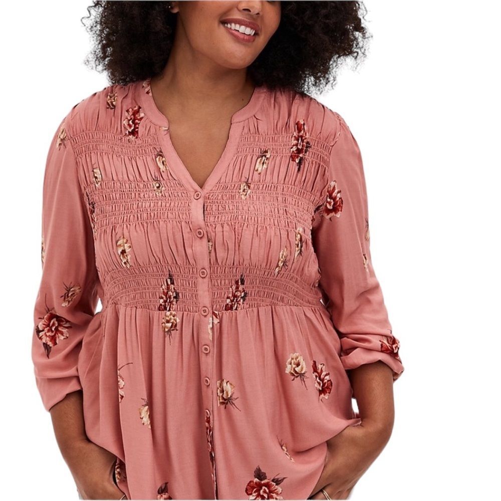 Torrid Floral Babydoll Twill Smocked Button-Front Tunic Top Size 3/3X/22-24